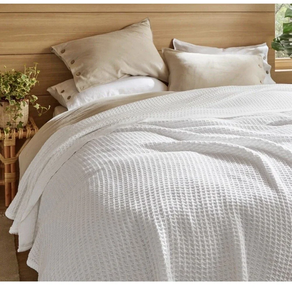 Hudson Park Collection Lattice Texture Blanket FULL/QUEEN White 100% COTTON cozy